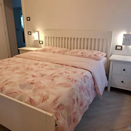 Anto Vicino Al Ai Servizi Al Centro Apartment *