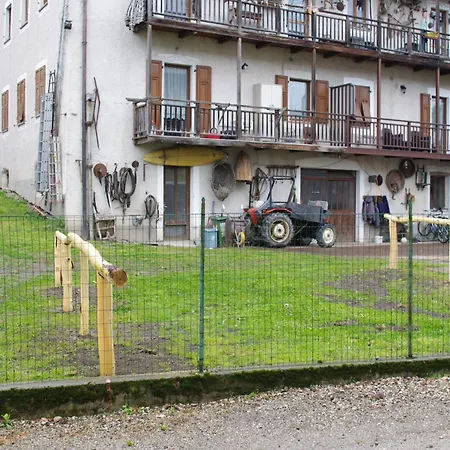 Anto Vicino Al Ai Servizi Al Centro Levico Terme